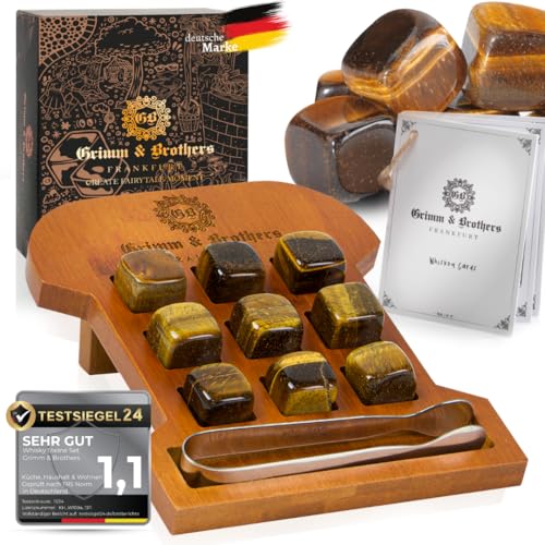 Genießen Sie Ihren Whiskey wie ein Profi – mit diesem exklusiven Whiskey Steine Set. 9 Tigeraugen Steine in einem gravierten Bambus Gestell halten Ihren Drink perfekt gekühlt. Perfekt für Männer!