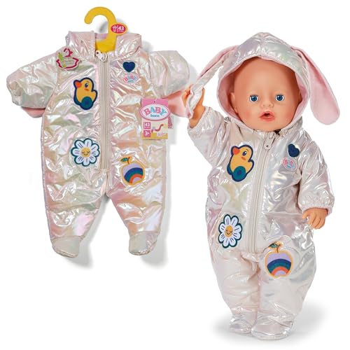 Kuscheliger Schneeanzug für Puppen – mit niedlichen Hasenohren! Perfekt für 43 cm große BABY born Puppen. Lassen Sie Ihre Kleinen mit diesem süßen Outfit in den Winter eintauchen.